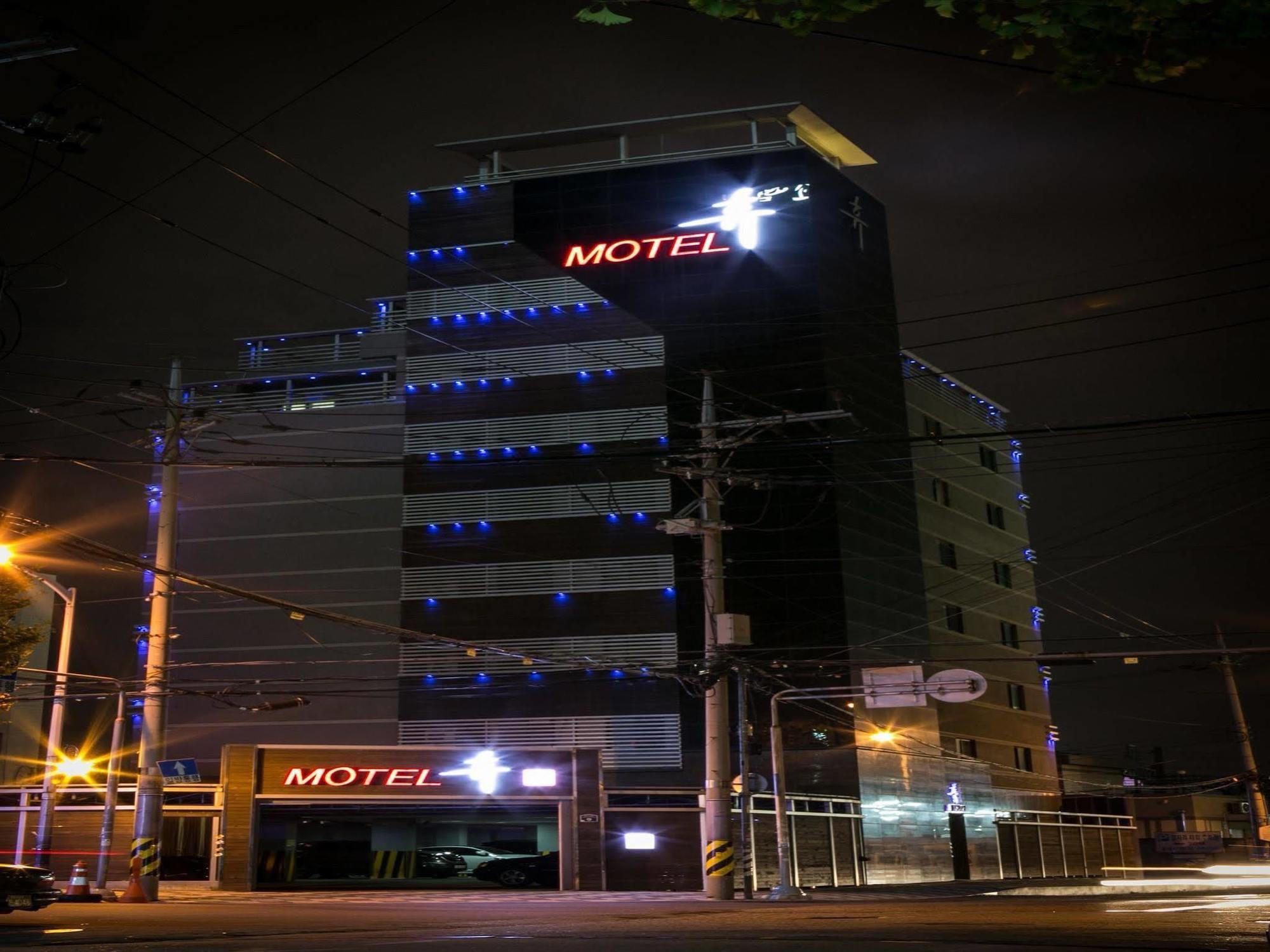 Hue Motel Ciudad Metropolitana de Ciudad Metropolitana de Busan Exterior foto